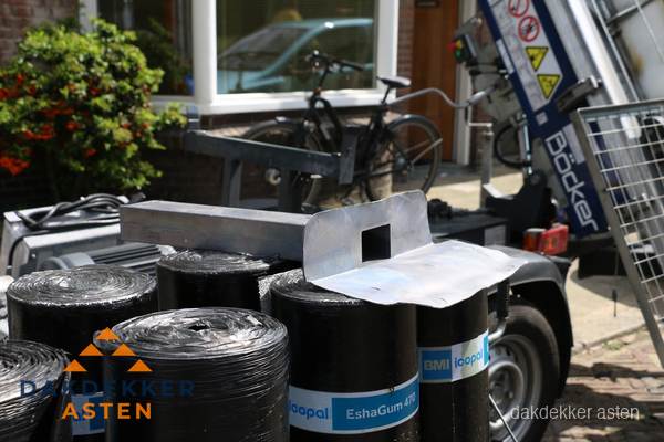 Dakbedekkingsmateriaal en dakgoot onderdelen in Asten Dakbedekkingsmateriaal en dakgoot onderdelen in Asten